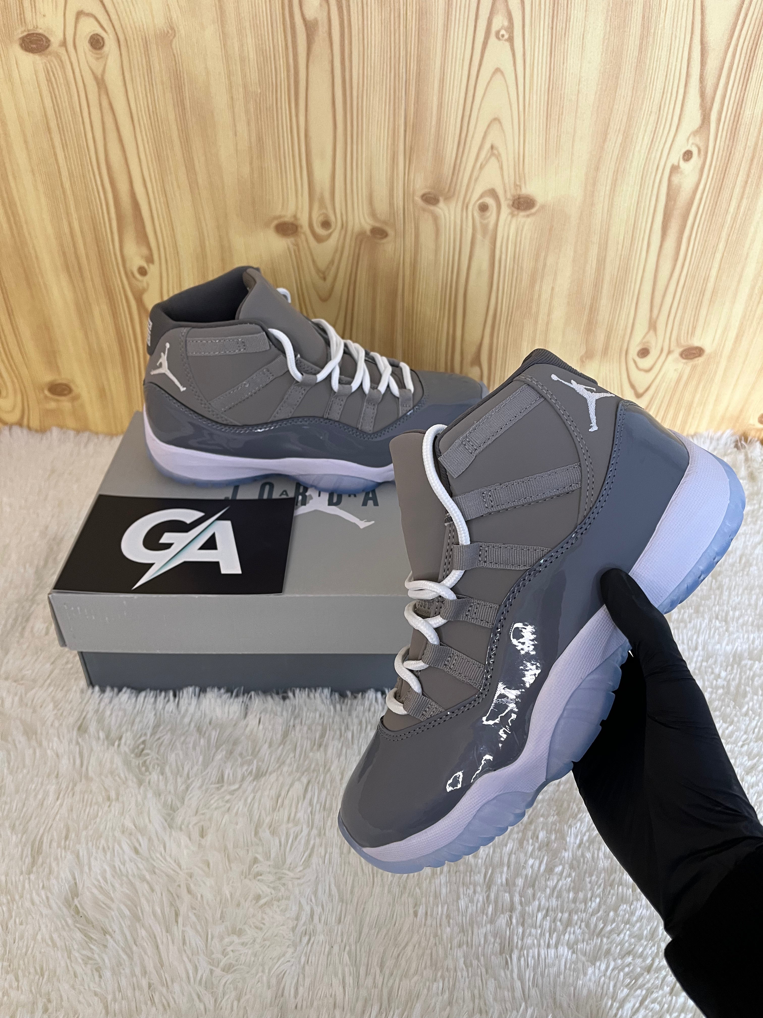 Jordan Retro 11 Cool Grey