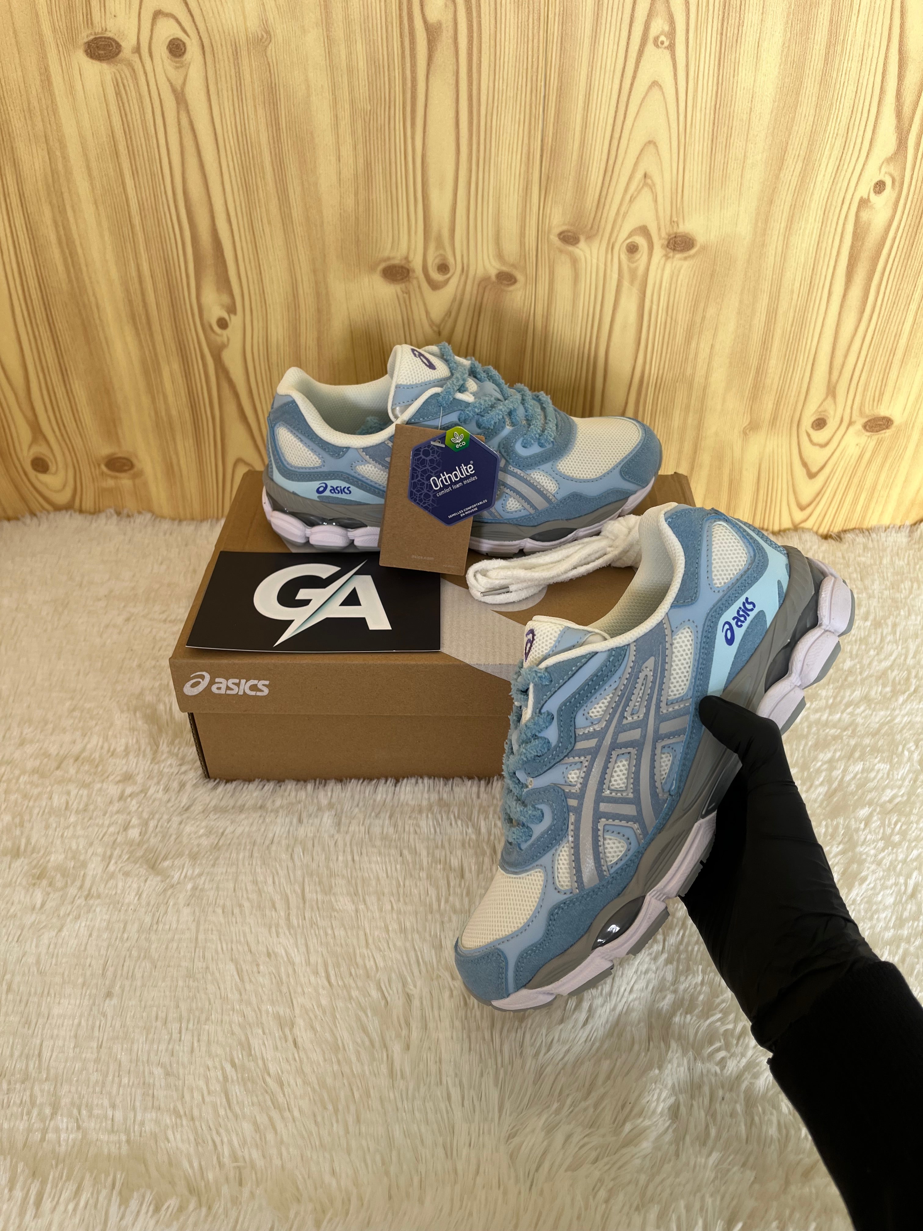 Asics Gel-NYC + Cordón de regalo